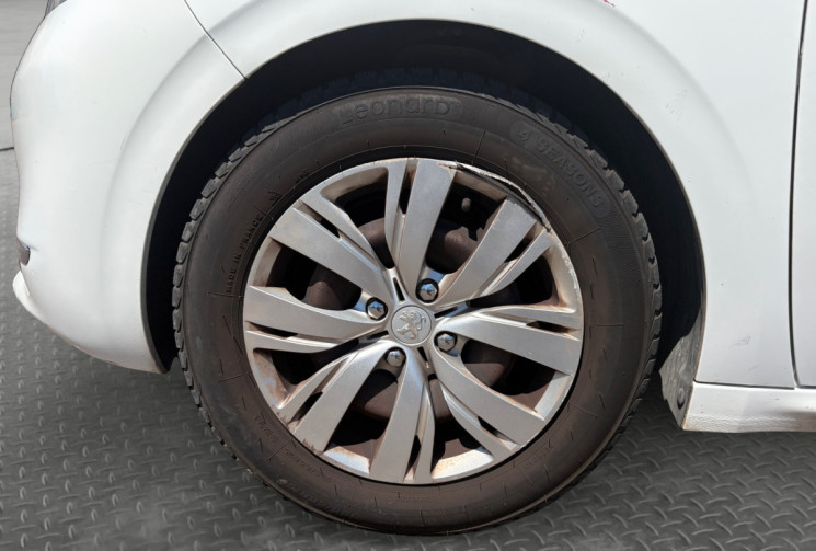 Peugeot 208 1.4 HDI 70CH
