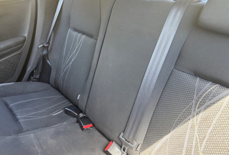 Peugeot 208 1.4 HDI 70CH