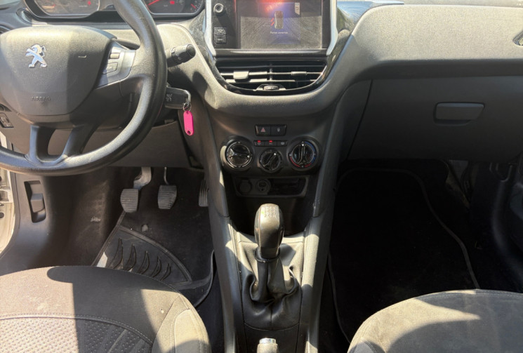 Peugeot 208 1.4 HDI 70CH