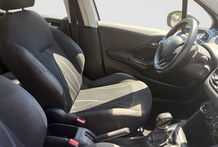 Peugeot 208 1.4 HDI 70CH