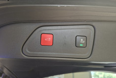 Peugeot 3008 1.6 THP 300 Hybrid4 GT PLUG IN EAT8 / TOIT OUVRANT/ENTRETIEN A JOUR