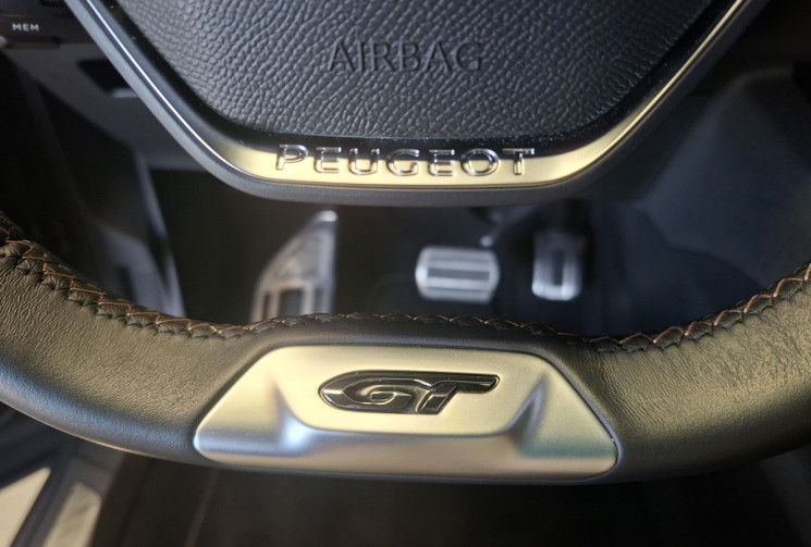 Peugeot 3008 1.6 THP 300 Hybrid4 GT PLUG IN EAT8 / TOIT OUVRANT/ENTRETIEN A JOUR