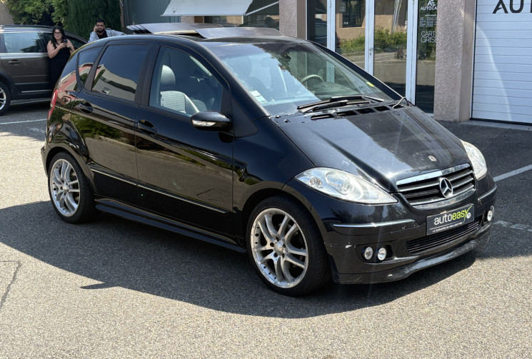 Mercedes Classe A 200 / AUTHENTIQUE BRABUS / 193ch / BVA / TOIT PANO OUVRANT / Radar AV ET AR