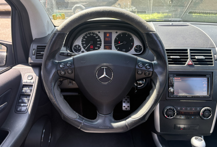 Mercedes Classe A 200 / AUTHENTIQUE BRABUS / 193ch / BVA / TOIT PANO OUVRANT / Radar AV ET AR