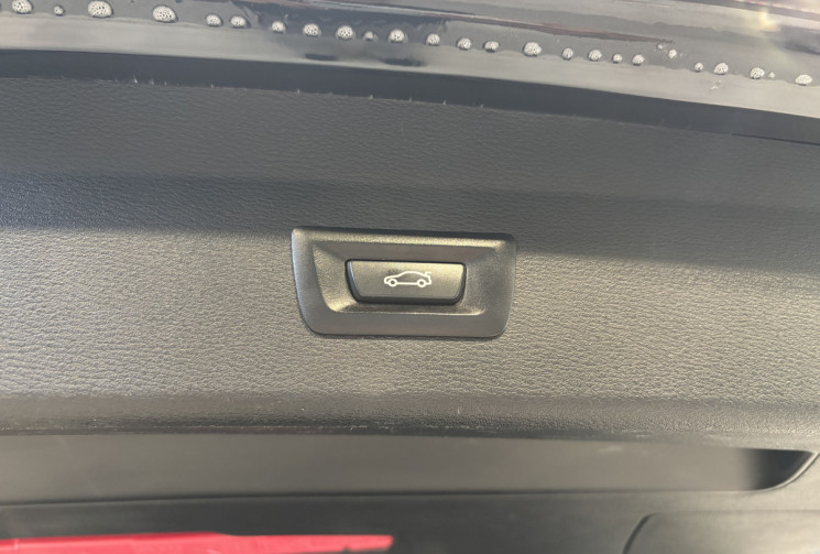 BMW X1 sDrive16dA 116 ch Business Design boite auto / Historique d'entretien complet