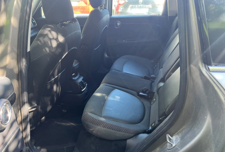 Mini Countryman  3 Cooper SE 1.5 i 12V 224 ALL4 Steptronic6 136 cv Boîte auto