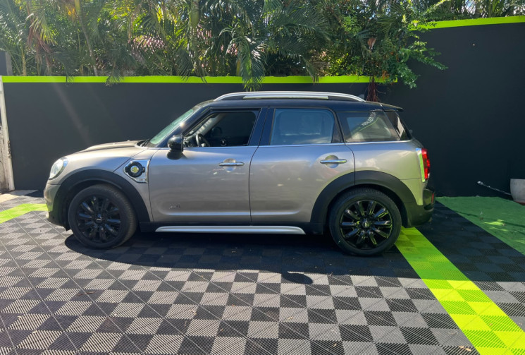 Mini Countryman  3 Cooper SE 1.5 i 12V 224 ALL4 Steptronic6 136 cv Boîte auto