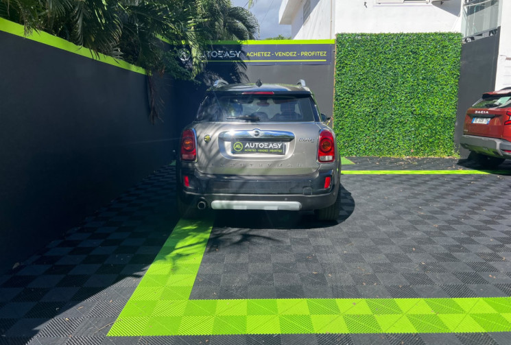 Mini Countryman  3 Cooper SE 1.5 i 12V 224 ALL4 Steptronic6 136 cv Boîte auto