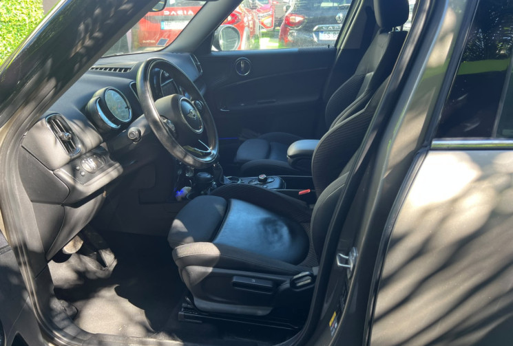 Mini Countryman  3 Cooper SE 1.5 i 12V 224 ALL4 Steptronic6 136 cv Boîte auto