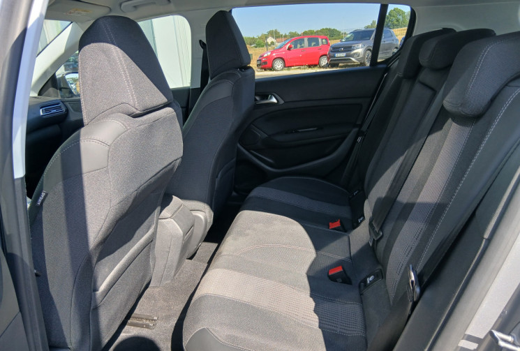 Peugeot 308 Phase II 1.2 THP 130cv EAT8 ALLURE
