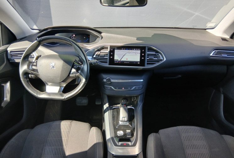 Peugeot 308 Phase II 1.2 THP 130cv EAT8 ALLURE