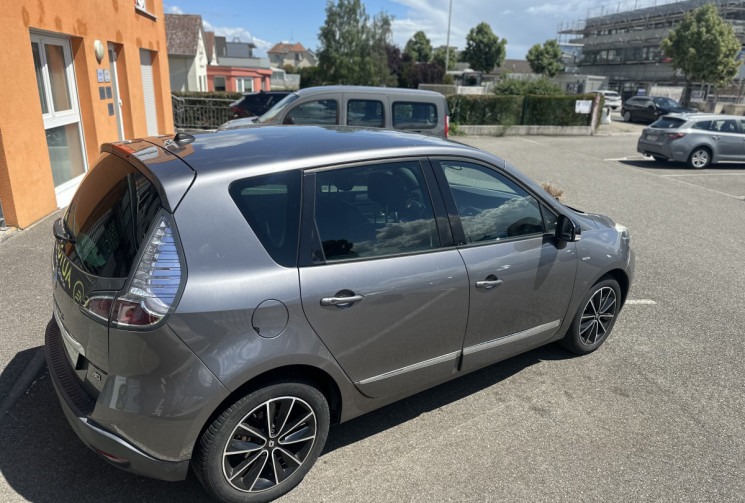 Renault Scénic 1.5 dCi 110ch energy Bose eco²
