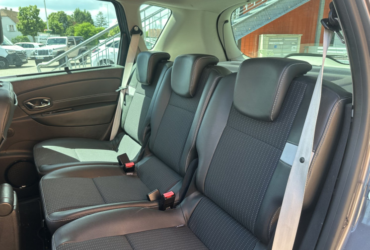 Renault Scénic 1.5 dCi 110ch energy Bose eco²