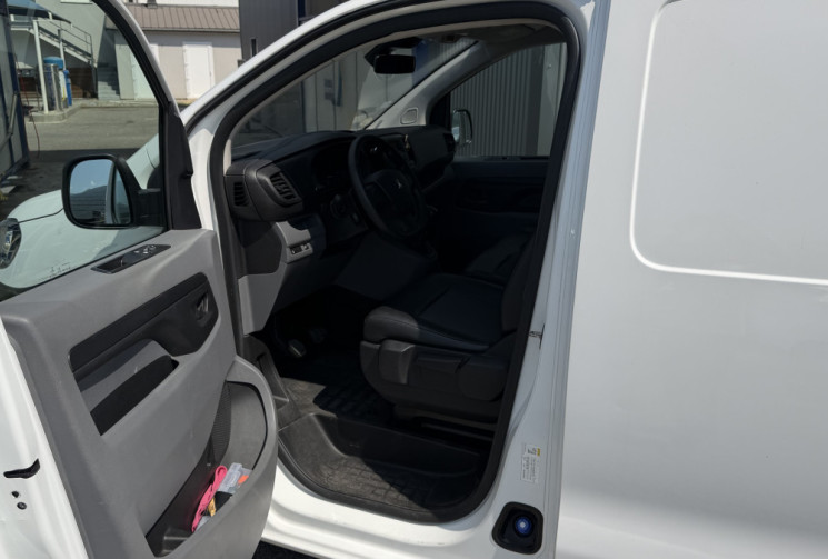 Peugeot Expert III Long 2.0 Blue HDi 122 cv