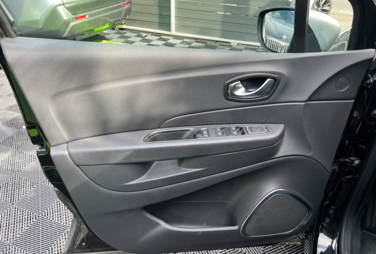 Renault Captur  I Phase 2 1.3 TCe 16V 130 cv INTENS