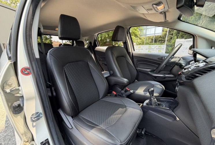 Ford Ecosport 1.0 Ecoboost 125 Titanium / Seulement 7300 km / Radars AR / Keyless / GPS