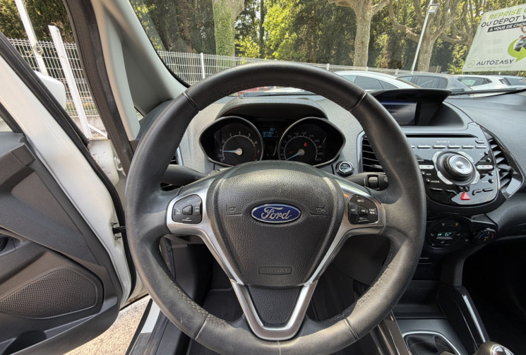 Ford Ecosport 1.0 Ecoboost 125 Titanium / Seulement 7300 km / Radars AR / Keyless / GPS