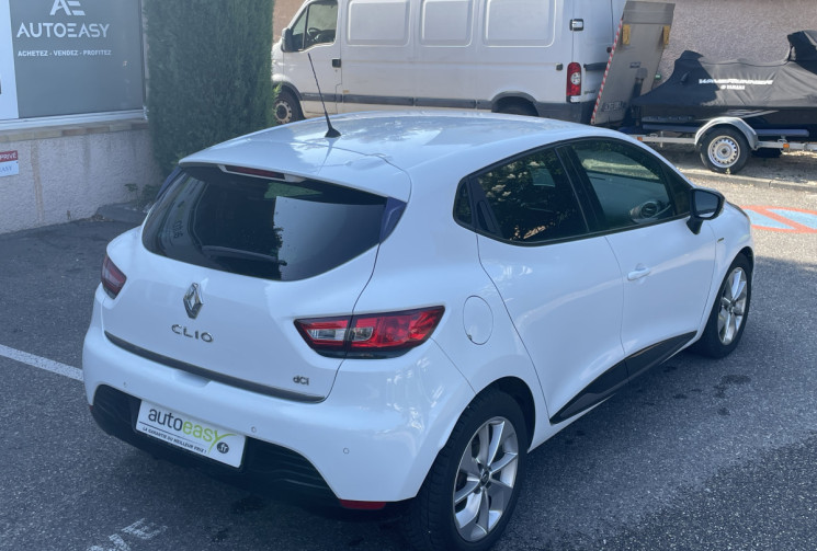 Renault Clio 1.5 dCi 90 ch Limited eco² Distrib OK
