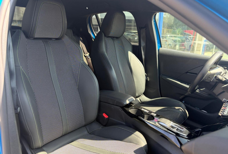Peugeot 208 Phase 2 1.2 Hybrid 100 e-DSC6 