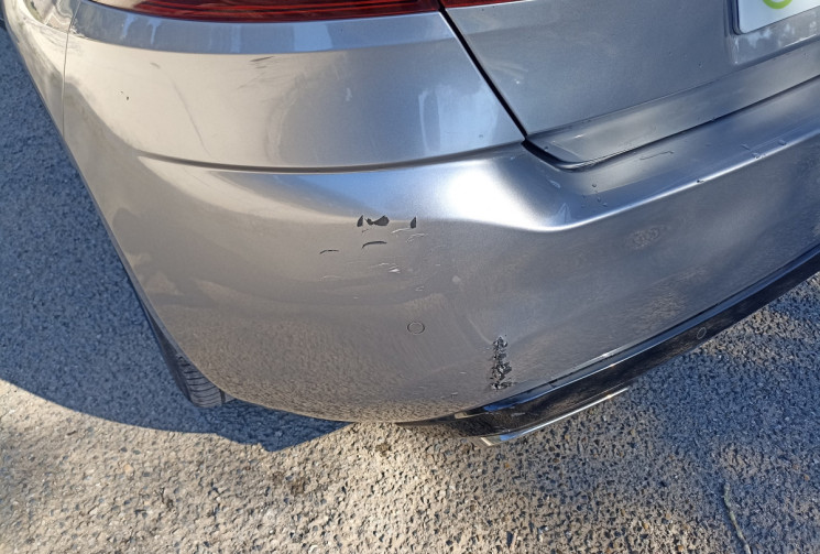 Peugeot 308 130 CH EAT8 - GT LINE - Camera - Carplay - Distrib à jour - Entretien complet fait