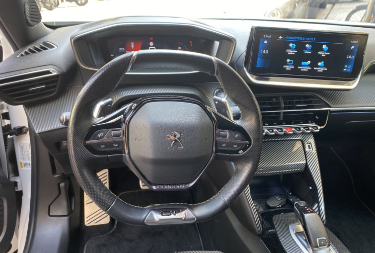 Peugeot 2008 1.2 130 CH EAT8 GT VIRTUAL COCKPIT CARPLAY...