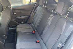 Peugeot 2008 1.2 130 CH EAT8 GT VIRTUAL COCKPIT CARPLAY...