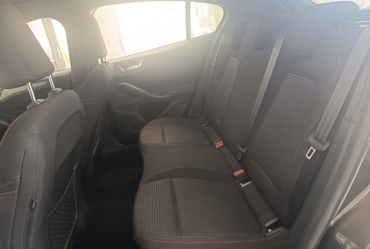 Ford Focus 1.0 ECOBOOST FLEXIFUEL HYBRID 125CV ST LINE DISTRI A CHAINE MOTEUR 1800KMS GARANTIE 2 ANS