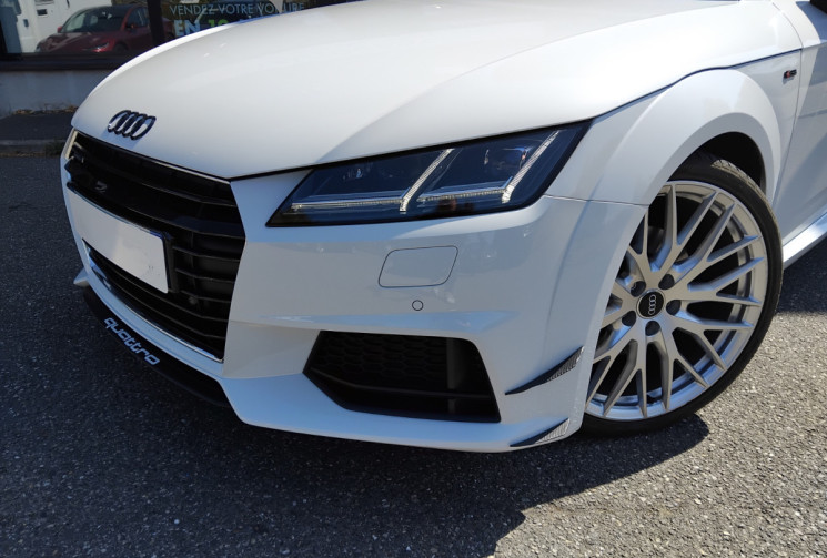 Audi TT ROADSTER S-line 2.0L TFSI 230 QUATTRO S-Tronic
