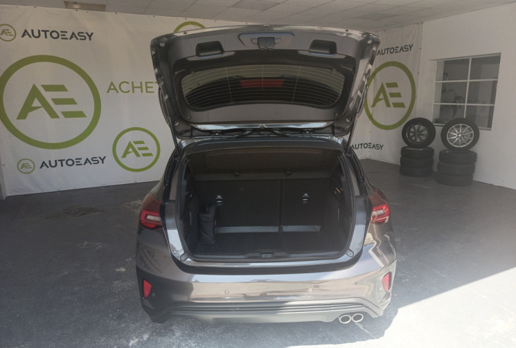 Ford Focus 1.0 ECOBOOST FLEXIFUEL HYBRID 125CV ST LINE DISTRI A CHAINE MOTEUR 1800KMS GARANTIE 2 ANS