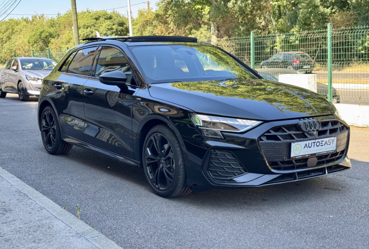 Audi A3 SPORTBACK S-Line 35 TFSi 150 S-Tronic / NEUVE / Toit ouvrant / Sonos / 360° / Garantie 12/27