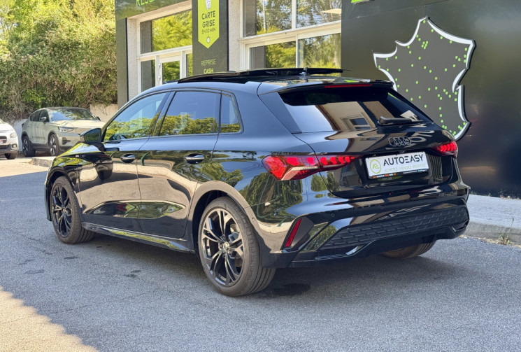 Audi A3 SPORTBACK S-Line 35 TFSi 150 S-Tronic / NEUVE / Toit ouvrant / Sonos / 360° / Garantie 12/27