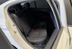 FIAT TIPO 1.3 MultiJet 95 ch Street / Suivi complet Fiat / Moteur à chaîne