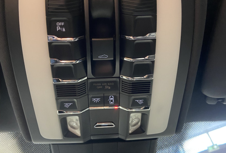 Porsche Cayenne V6 3.0 TDI 245 ch TIPTRONIC S Platinum Edition