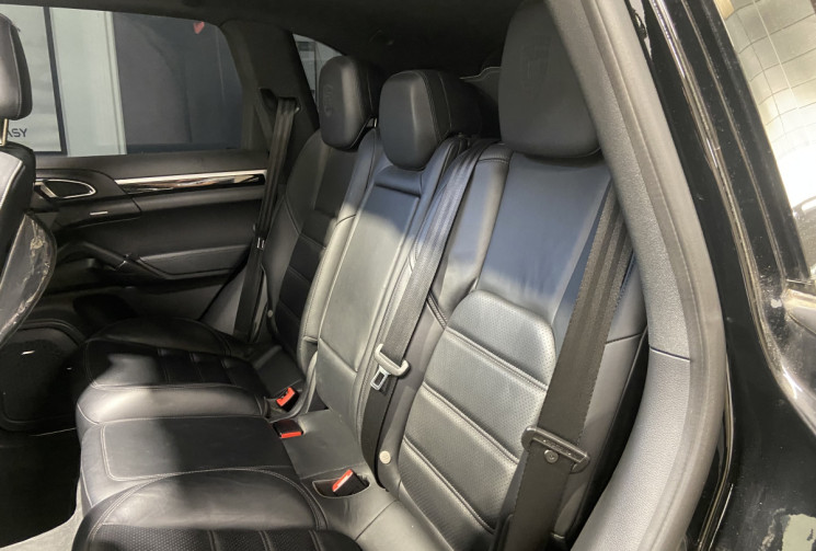 Porsche Cayenne V6 3.0 TDI 245 ch TIPTRONIC S Platinum Edition