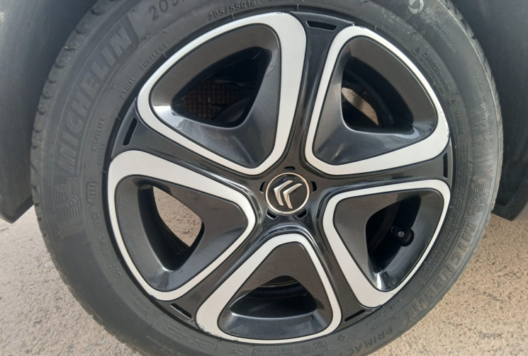 Citroën C3 III 1.2 VTi PureTech 12V 83 FEEL 