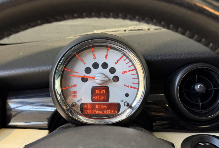 Mini Mini Clubman Cooper D 110 Pack CHILI / Suivi d'entretien complet depuis 2017