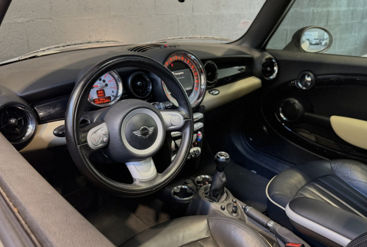 Mini Mini Clubman Cooper D 110 Pack CHILI / Suivi d'entretien complet depuis 2017