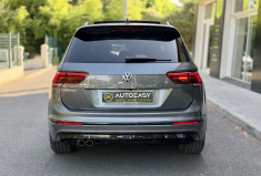 Volkswagen Tiguan Black R-Line 2.0 TDi 150 DSG7 / Toit ouvrant  / Camera / CarPlay / Siège chauffant