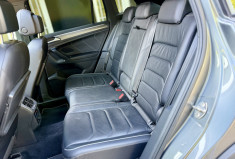 Volkswagen Tiguan Black R-Line 2.0 TDi 150 DSG7 / Toit ouvrant  / Camera / CarPlay / Siège chauffant