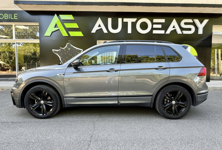 Volkswagen Tiguan Black R-Line 2.0 TDi 150 DSG7 / Toit ouvrant  / Camera / CarPlay / Siège chauffant