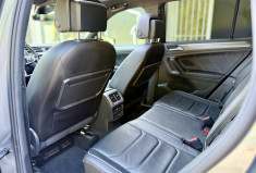 Volkswagen Tiguan Black R-Line 2.0 TDi 150 DSG7 / Toit ouvrant  / Camera / CarPlay / Siège chauffant
