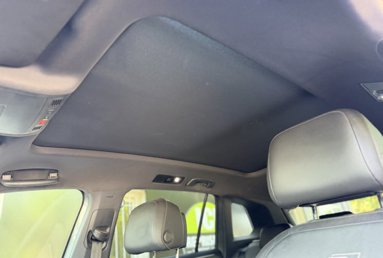Volkswagen Tiguan Black R-Line 2.0 TDi 150 DSG7 / Toit ouvrant  / Camera / CarPlay / Siège chauffant