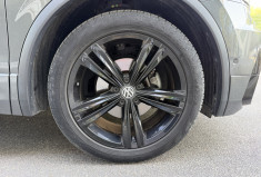 Volkswagen Tiguan Black R-Line 2.0 TDi 150 DSG7 / Toit ouvrant  / Camera / CarPlay / Siège chauffant