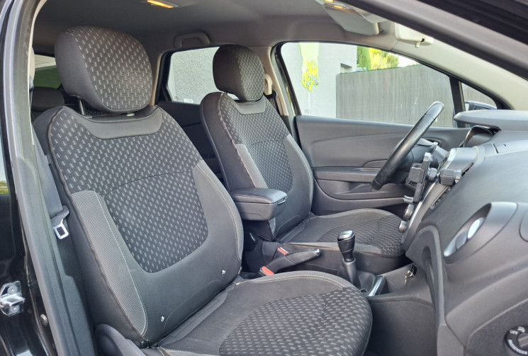 Renault Captur 0.9 TCE 90 INTENSE 
