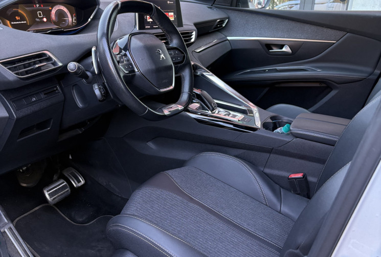 Peugeot 3008 EAT8 180cv GT-Line / GRIP Control / Super état / 69000km / GARANTIE / Gt Line Allure