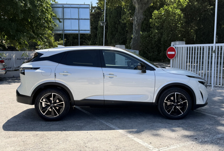 Nissan Qashqai Hybrid e-Power Gen3 205 Tekna / Seulement 3000 km / Toit Panoramique / Pack Hiver 