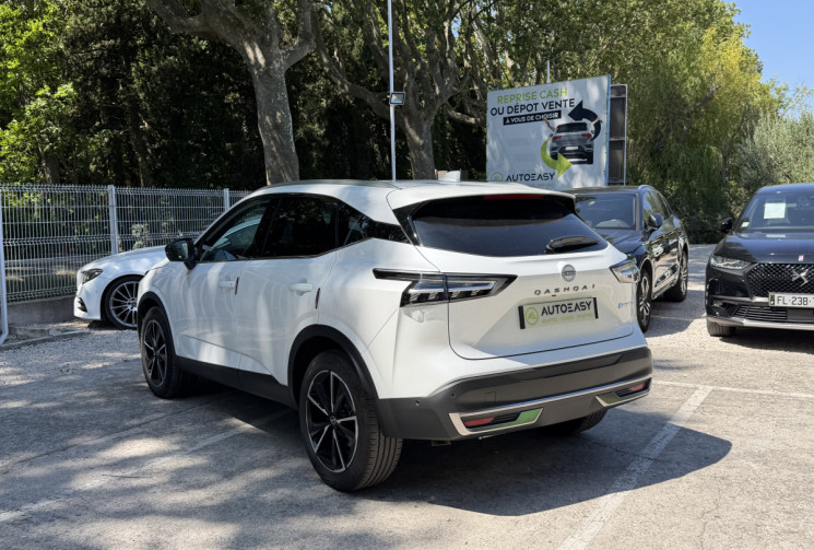 Nissan Qashqai Hybrid e-Power Gen3 205 Tekna / Seulement 3000 km / Toit Panoramique / Pack Hiver 