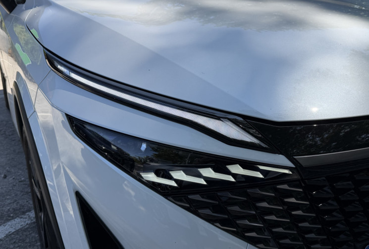 Nissan Qashqai Hybrid e-Power Gen3 205 Tekna / Seulement 3000 km / Toit Panoramique / Pack Hiver 