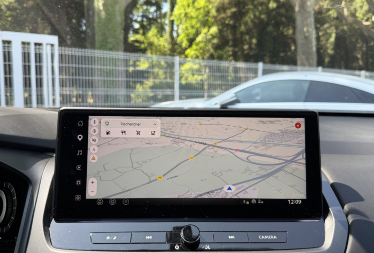 Nissan Qashqai Hybrid e-Power Gen3 205 Tekna / Seulement 3000 km / Toit Panoramique / Pack Hiver 