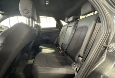 Audi Q3 Sportback 1.5 TFSI 150 S line / Suivi Audi / CarPlay / Sièges chauff. / Caméra / Hayon élec